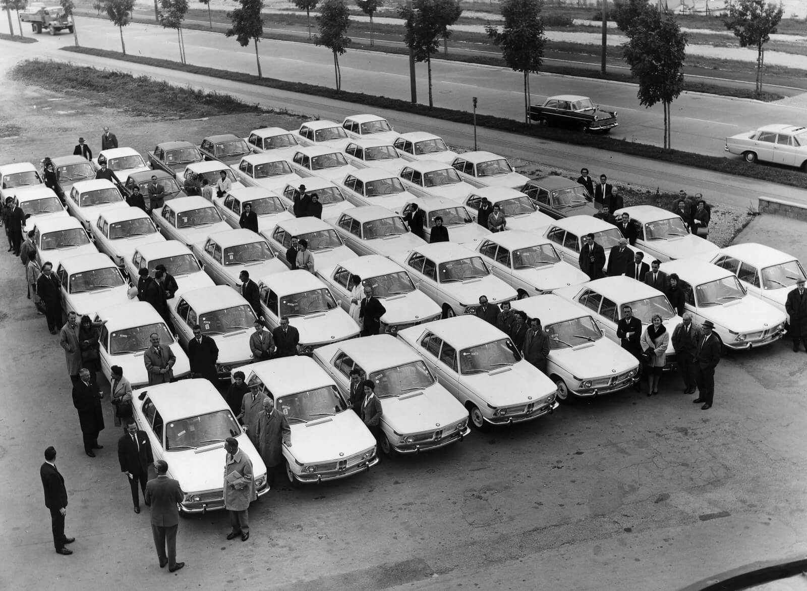 BMW với hơn 100 năm lịch sử - Carmudi Blog