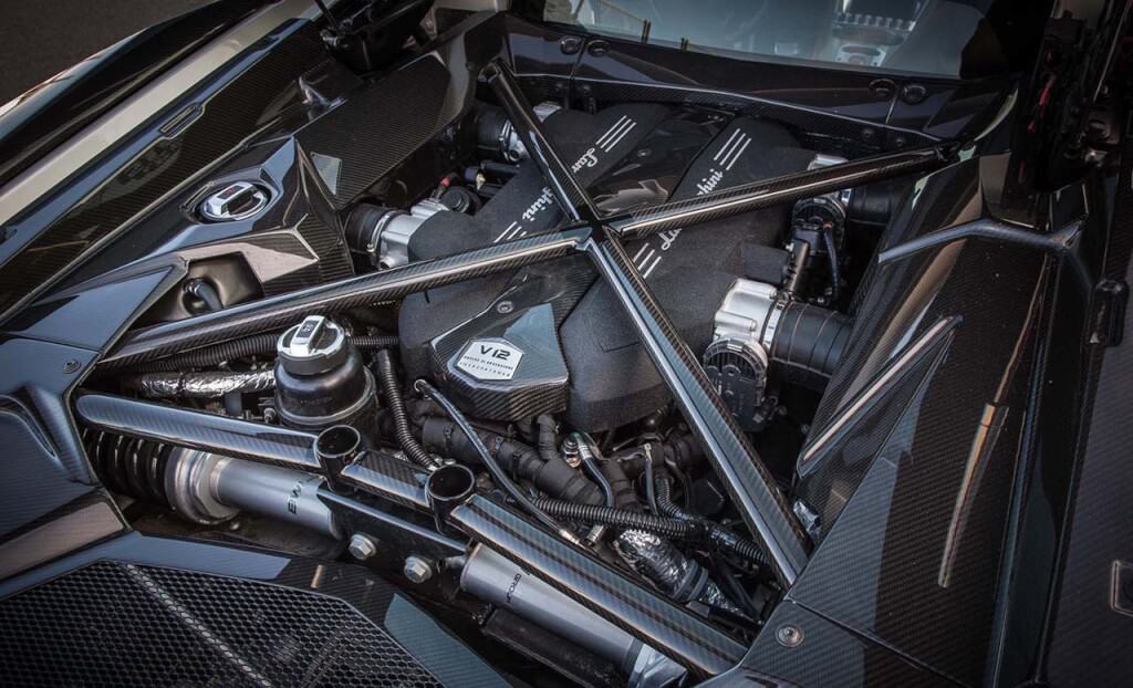 Chi Phí Cần Thiết Để Nuôi Siêu Xe Lamborghini Mỗi Năm chuyên nghiệp Garage Thanh Phong Auto HCM 2023