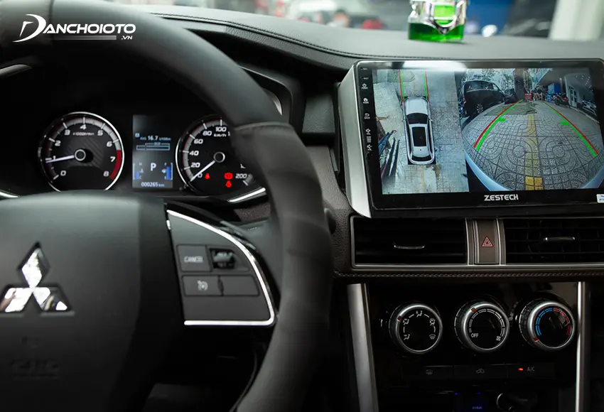 Lắp màn hình ô tô hiện đại sẽ có thể kết nối trực tiếp để hiển thị mọi hình ảnh từ camera ô tô
