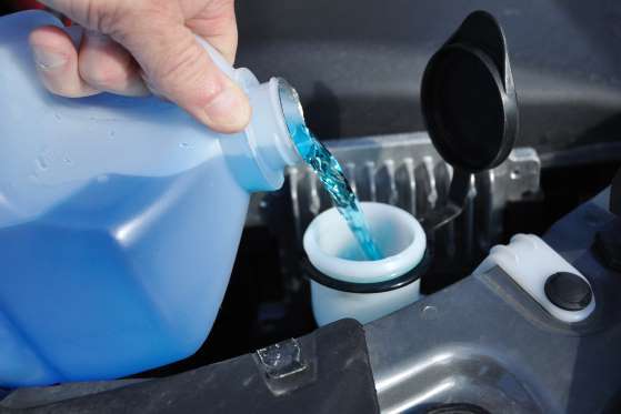Nước làm mát xe hơi bao lâu phải thay một lần?